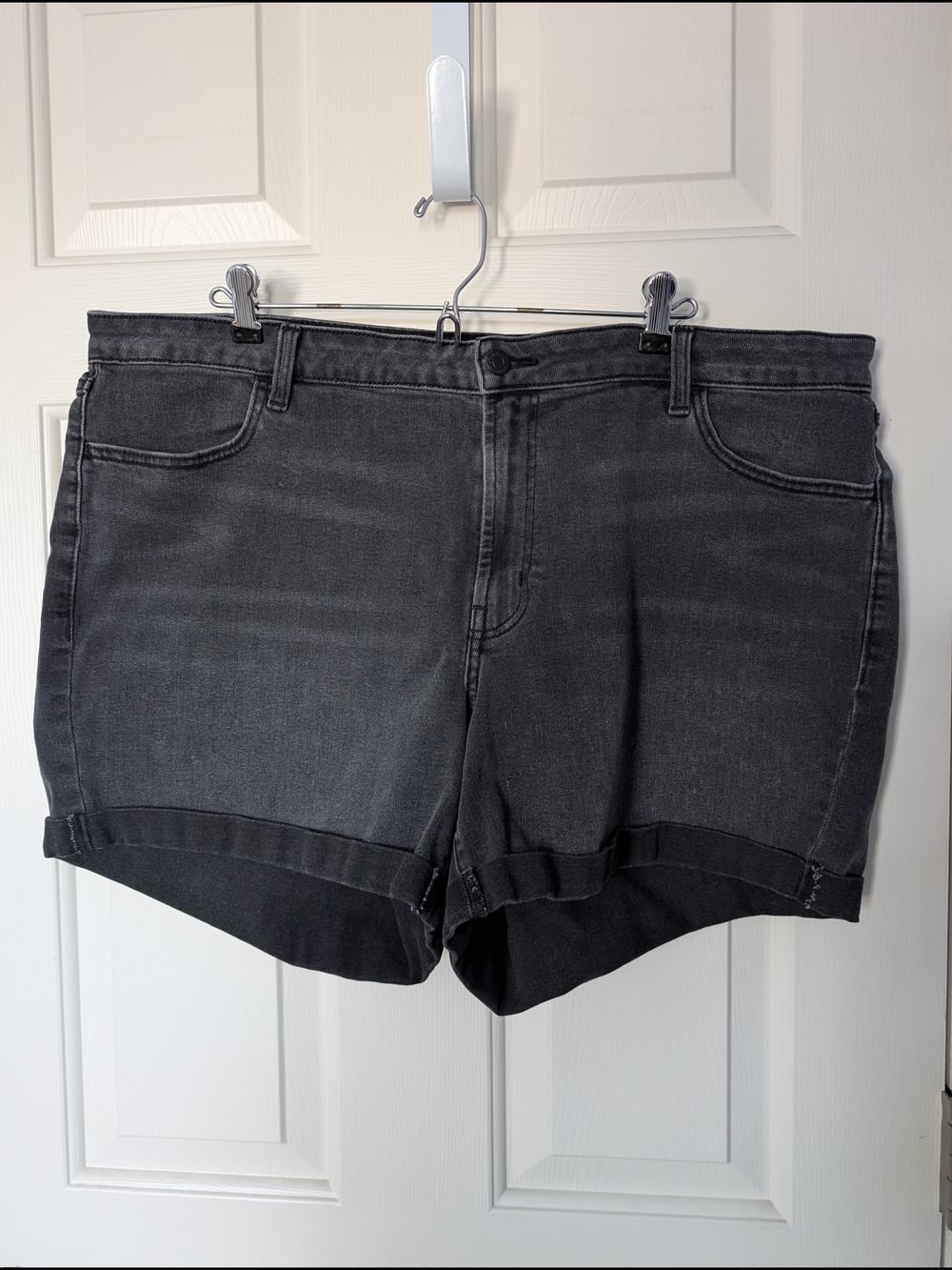 Old Navy Black Denim Roll-Hem Shorts